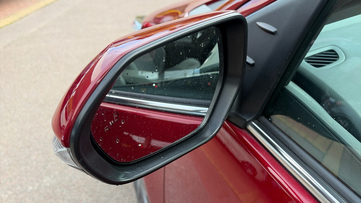 Used Toyota Yaris 2020 for sale - 76366952: Photo 32