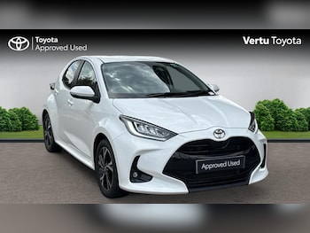 Used Toyota Yaris 2024 for sale - 79073417: Photo