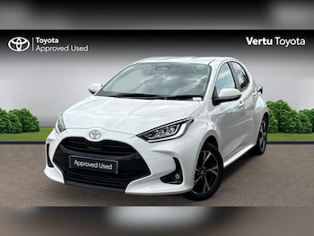 Used Toyota Yaris 2024 for sale - 79073417: Photo