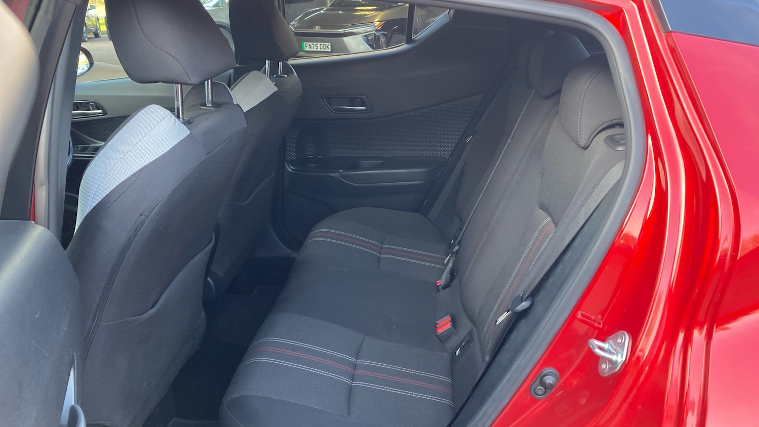 Used Toyota C-HR 2023 for sale - 78015128: Photo 13