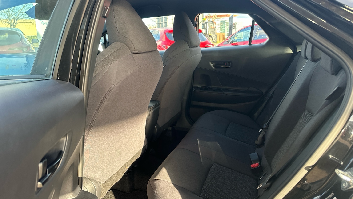 Used Toyota C-HR 2024 for sale - 77136804: Photo 13