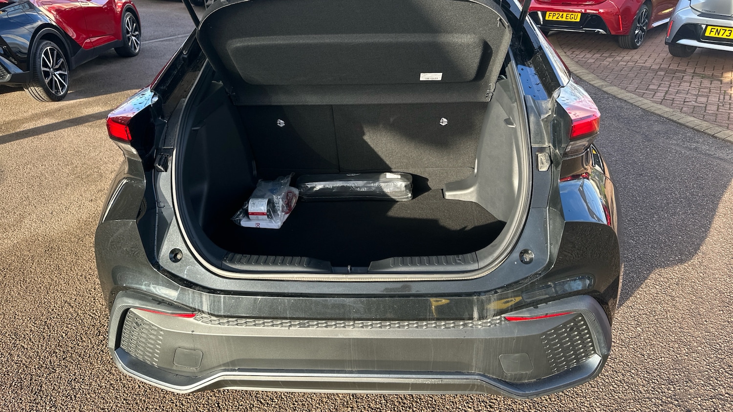 Used Toyota C-HR 2024 for sale - 77136804: Photo 14