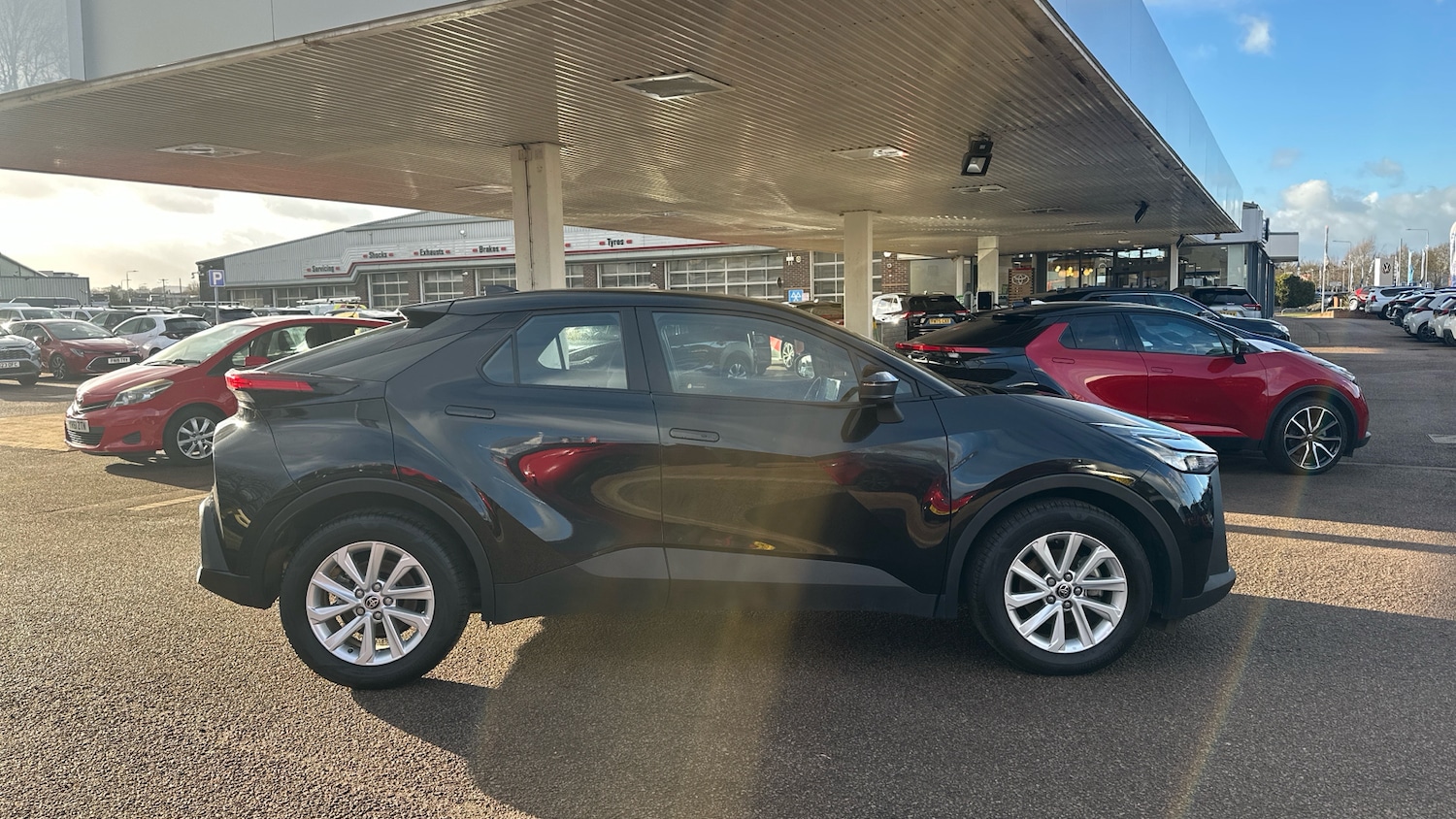 Used Toyota C-HR 2024 for sale - 77136804: Photo 16