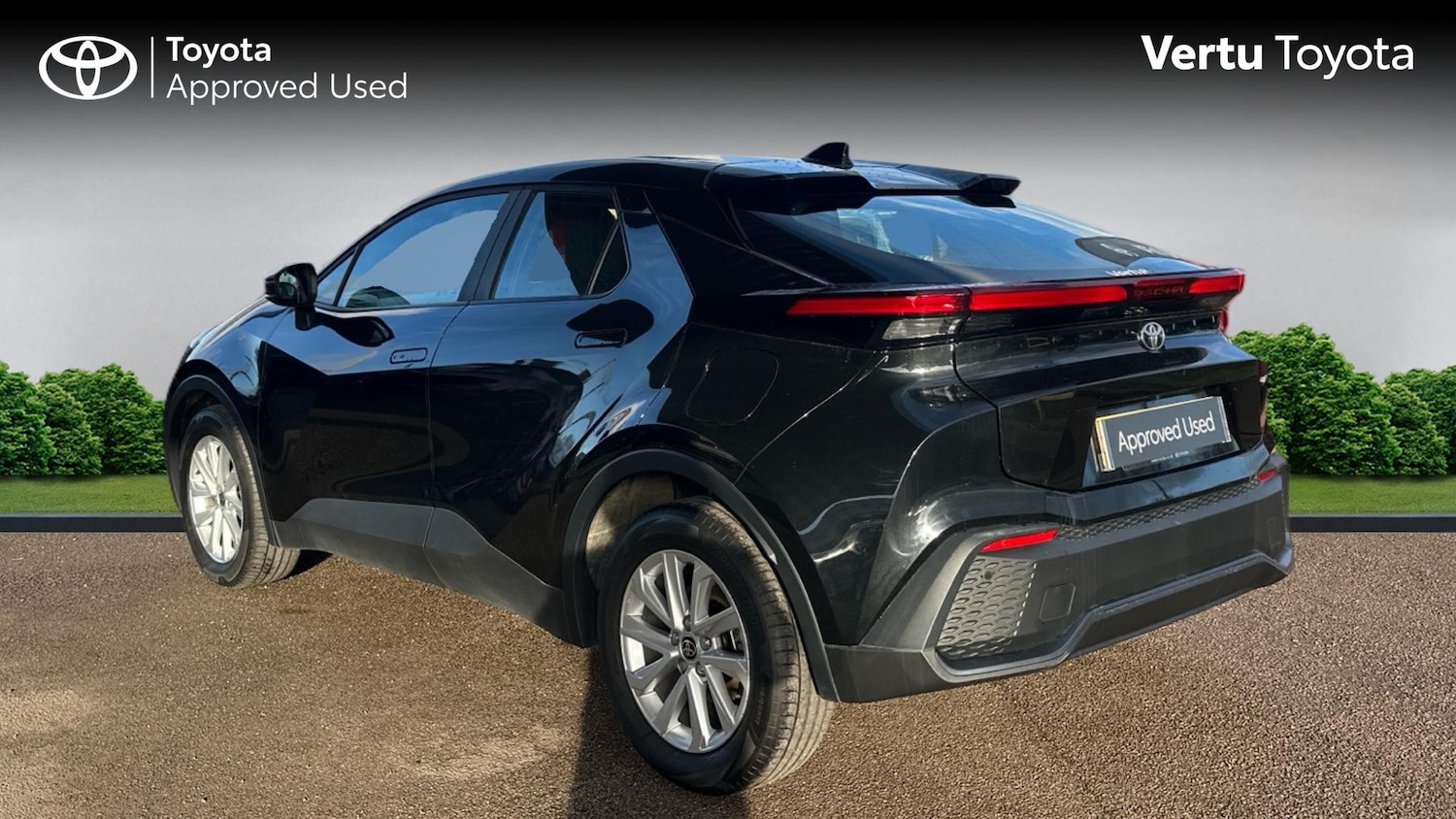 Used Toyota C-HR 2024 for sale - 77136804: Photo 4