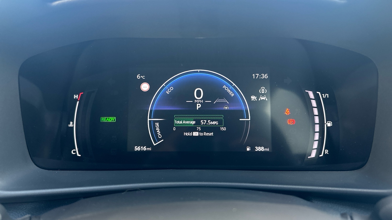 Used Toyota C-HR 2024 for sale - 77136804: Photo 9