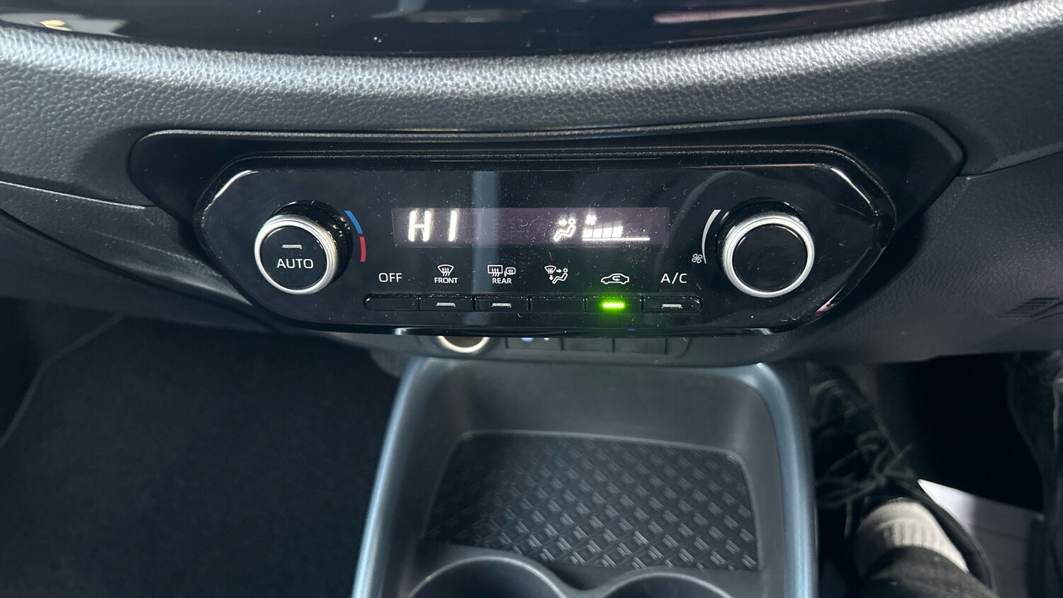 Used Toyota Aygo X 2025 for sale - 76707147: Photo 39