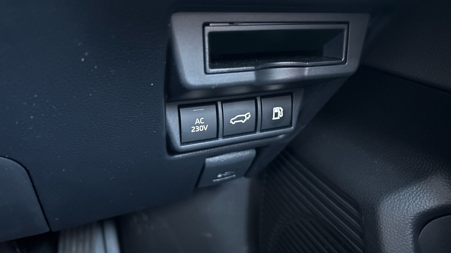 Used Toyota Prius 2025 for sale - 77803088: Photo 37