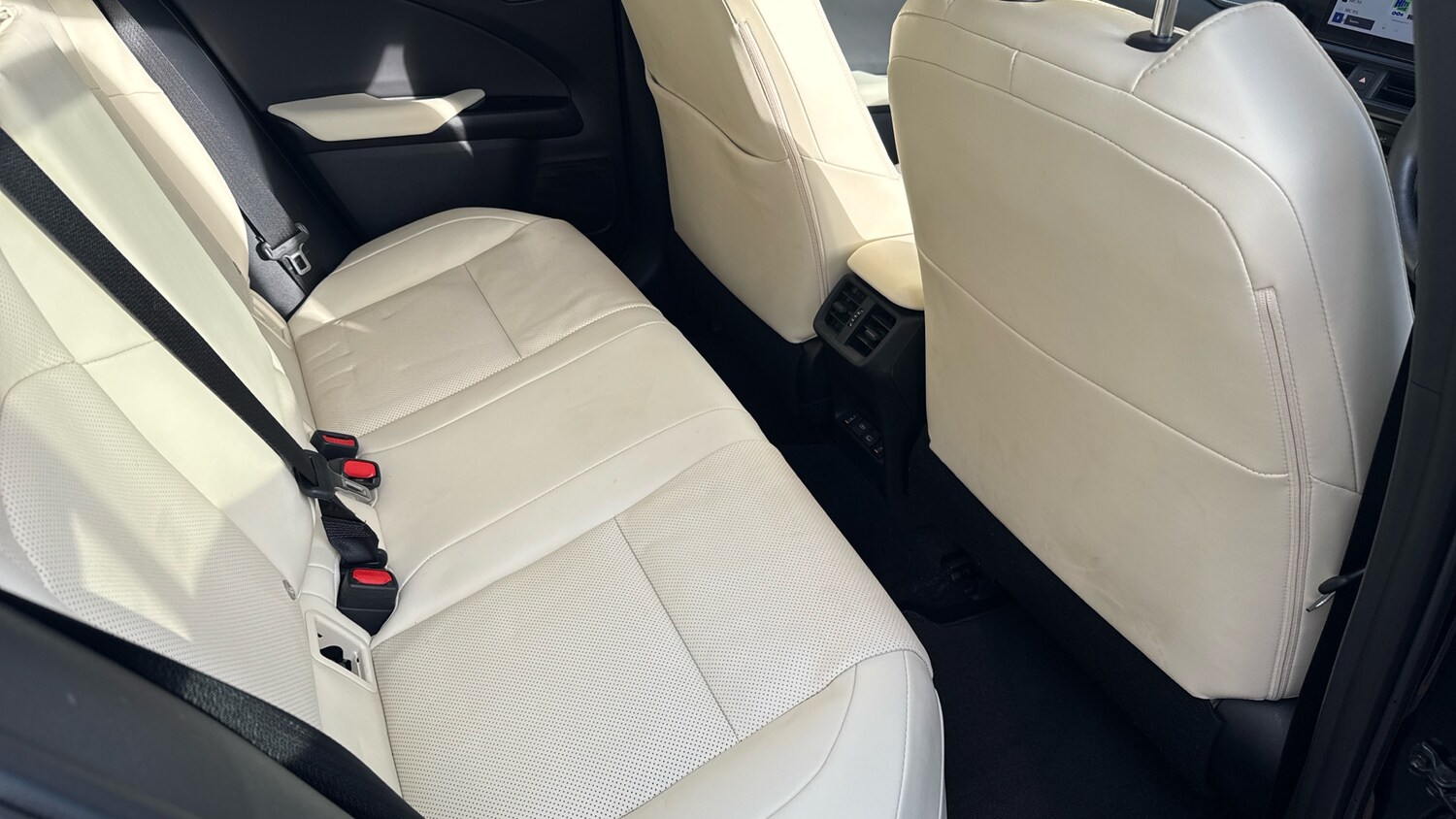 Used Lexus UX 2024 for sale - 76557284: Photo 12