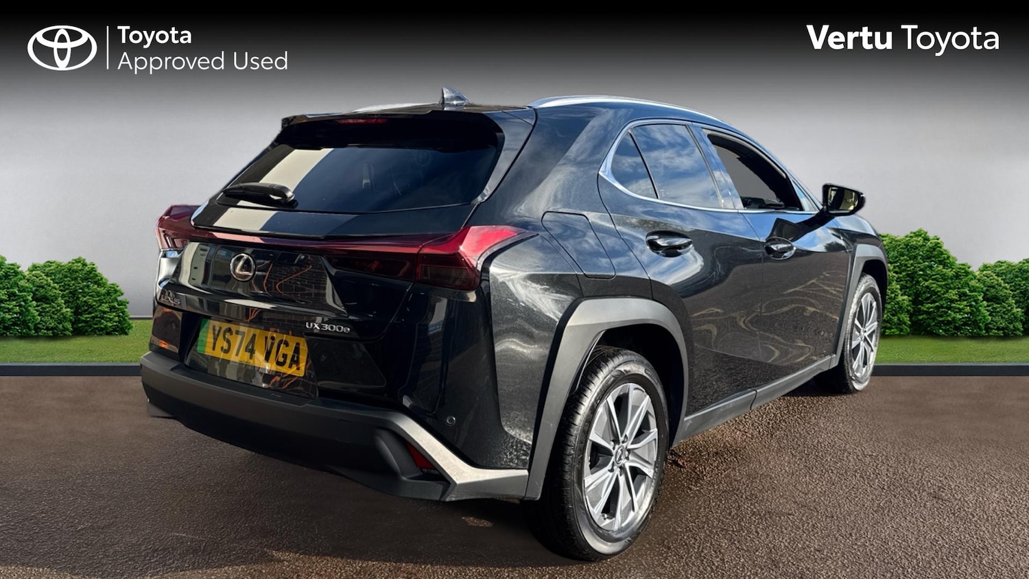 Used Lexus UX 2024 for sale - 76557284: Photo 2