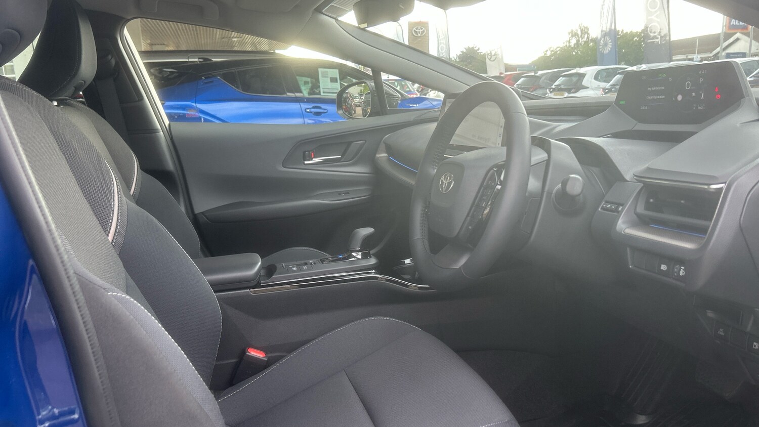 Used Toyota Prius 2025 for sale - 76196316: Photo 11