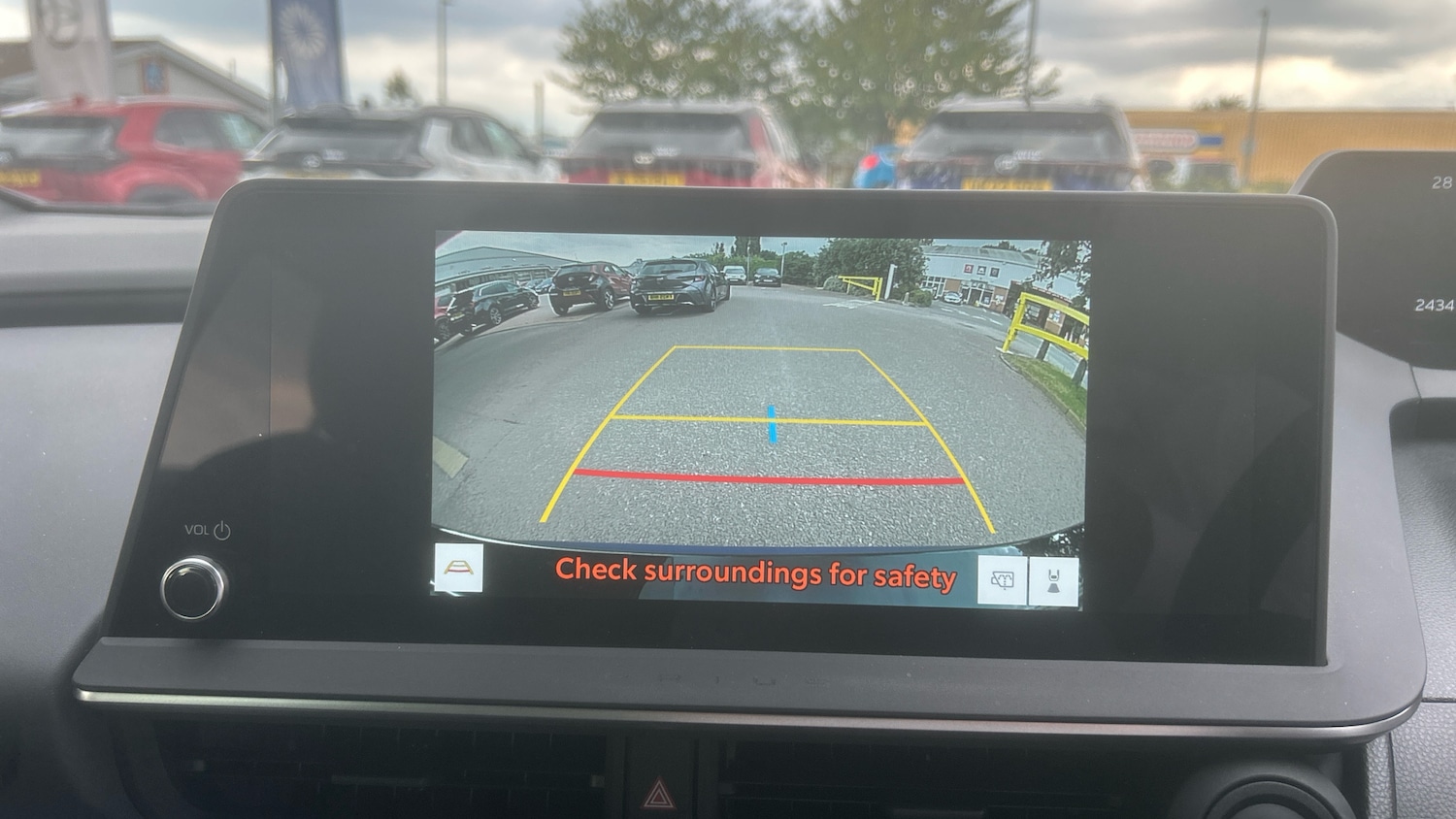 Used Toyota Prius 2025 for sale - 76196316: Photo 31