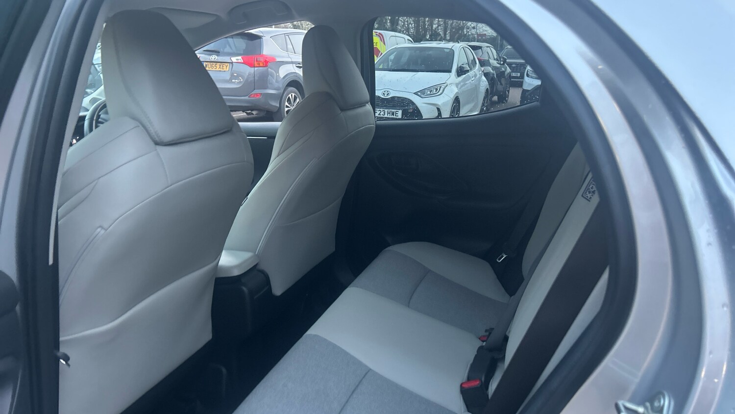 Used Toyota Yaris 2023 for sale - 77845183: Photo 13