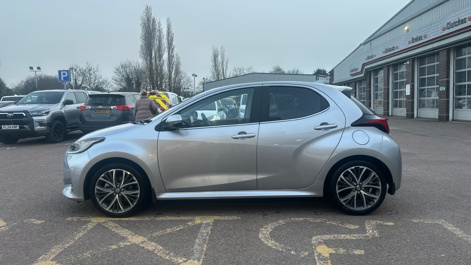 Used Toyota Yaris 2023 for sale - 77845183: Photo 17