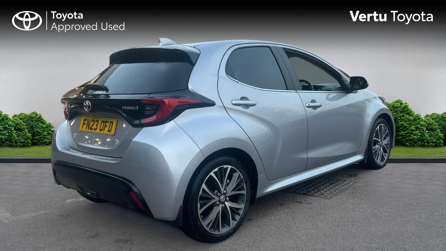 Used Toyota Yaris 2023 for sale - 77845183: Photo 2