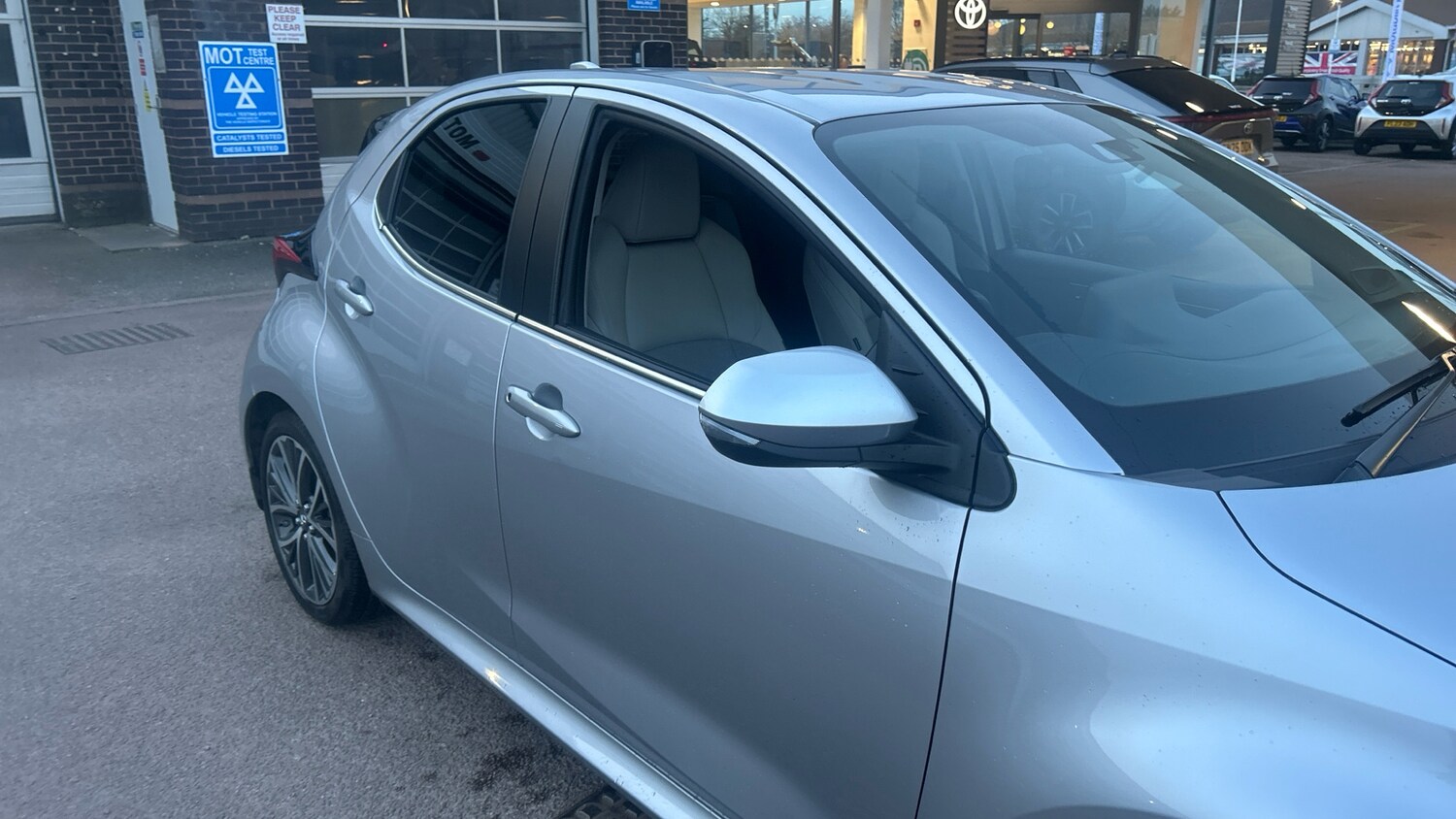 Used Toyota Yaris 2023 for sale - 77845183: Photo 31