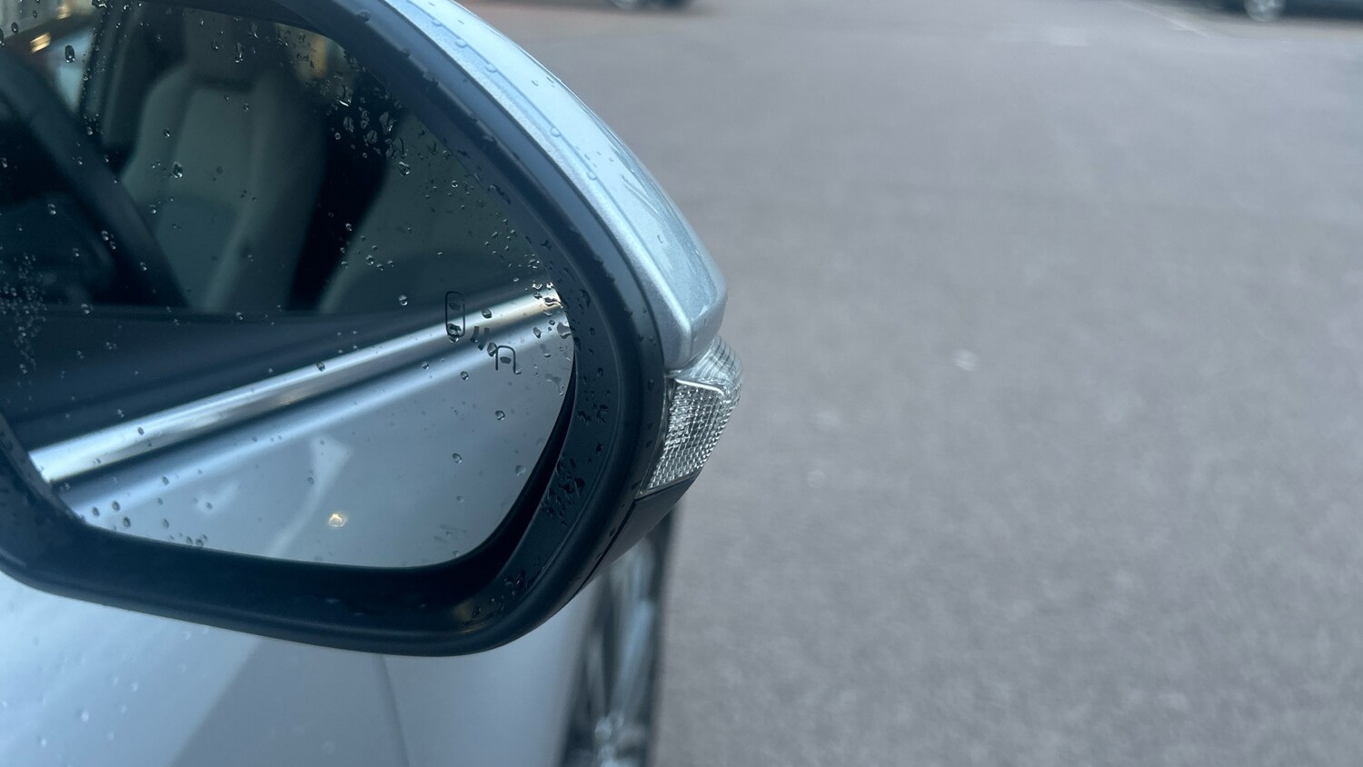 Used Toyota Yaris 2023 for sale - 77845183: Photo 32