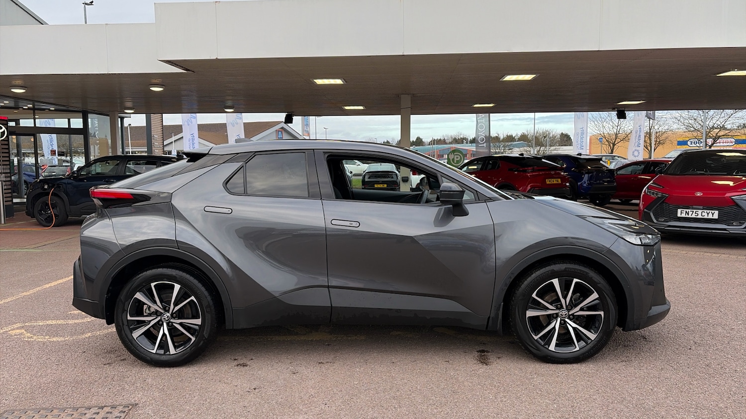 Used Toyota C-HR 2024 for sale - 77809336: Photo 16