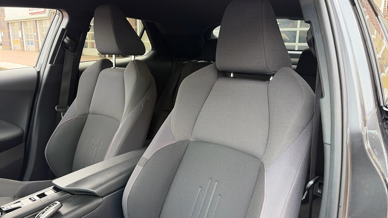 Used Toyota C-HR 2024 for sale - 77809336: Photo 22