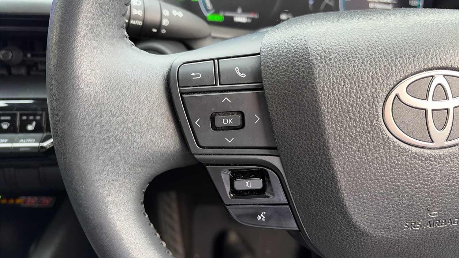 Used Toyota C-HR 2024 for sale - 77809336: Photo 49