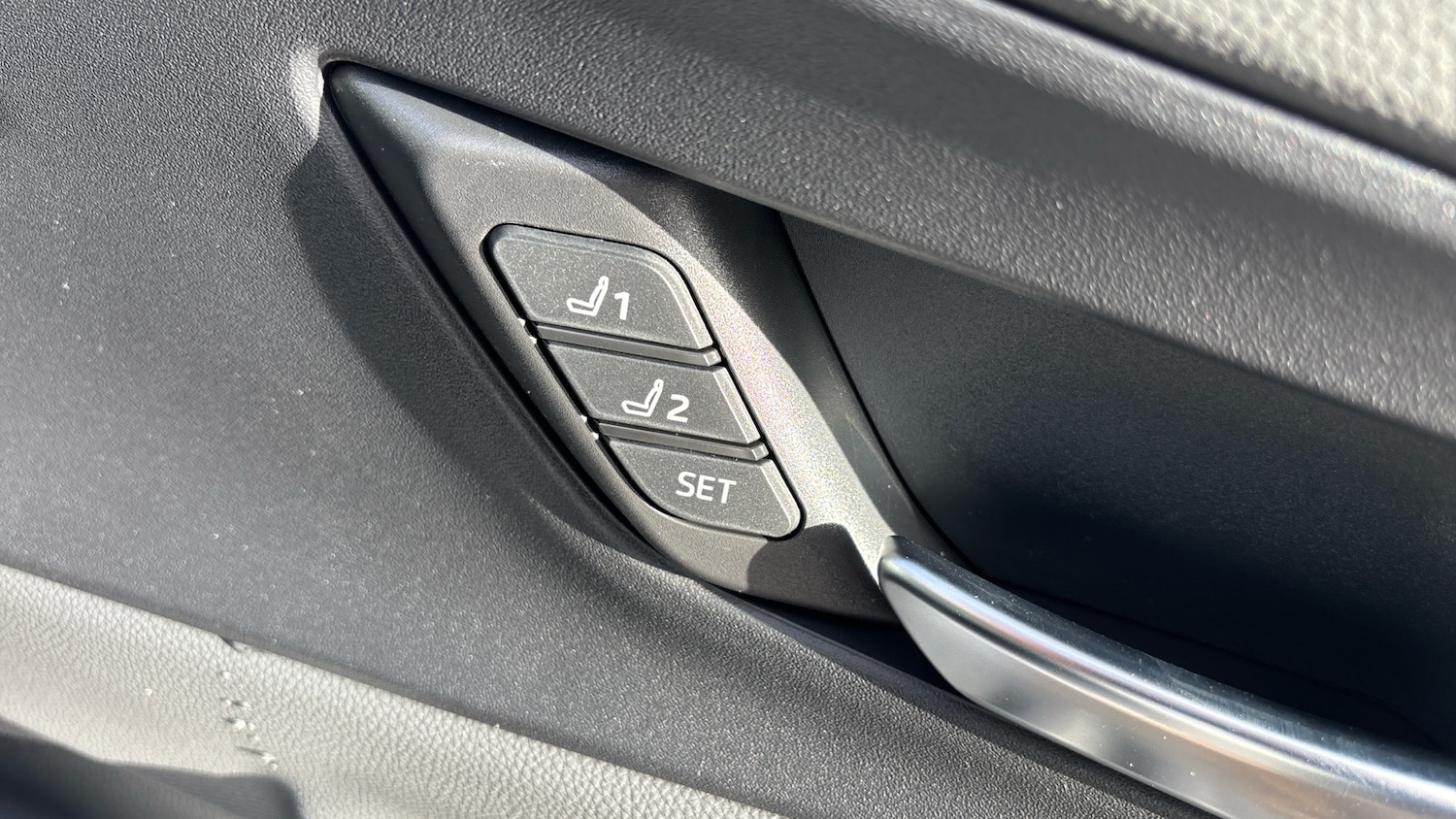 Used Toyota Prius 2025 for sale - 77851175: Photo 30