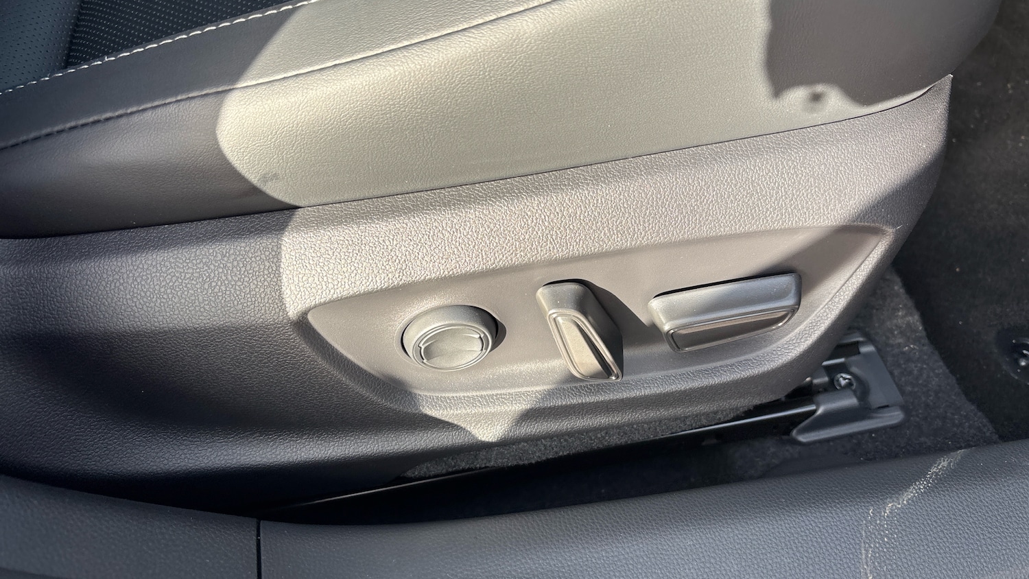 Used Toyota Prius 2025 for sale - 77851175: Photo 32