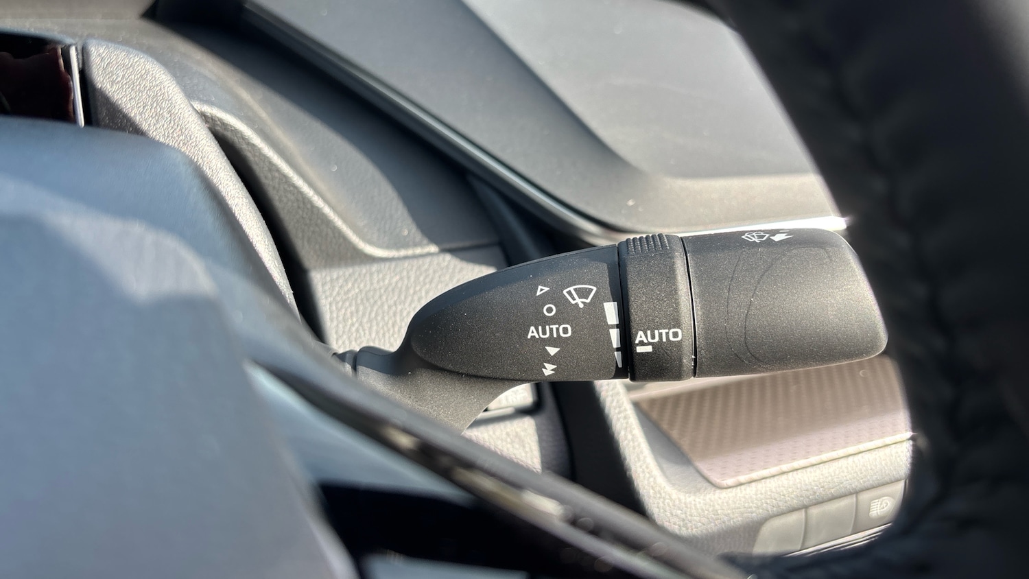 Used Toyota Prius 2025 for sale - 77851175: Photo 36