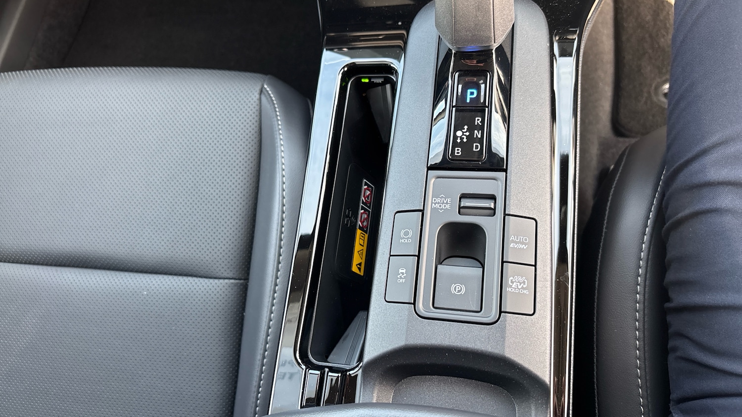 Used Toyota Prius 2025 for sale - 77851175: Photo 42