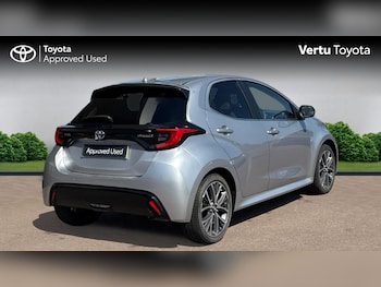 Used Toyota Yaris 2023 for sale - 79284921: Photo