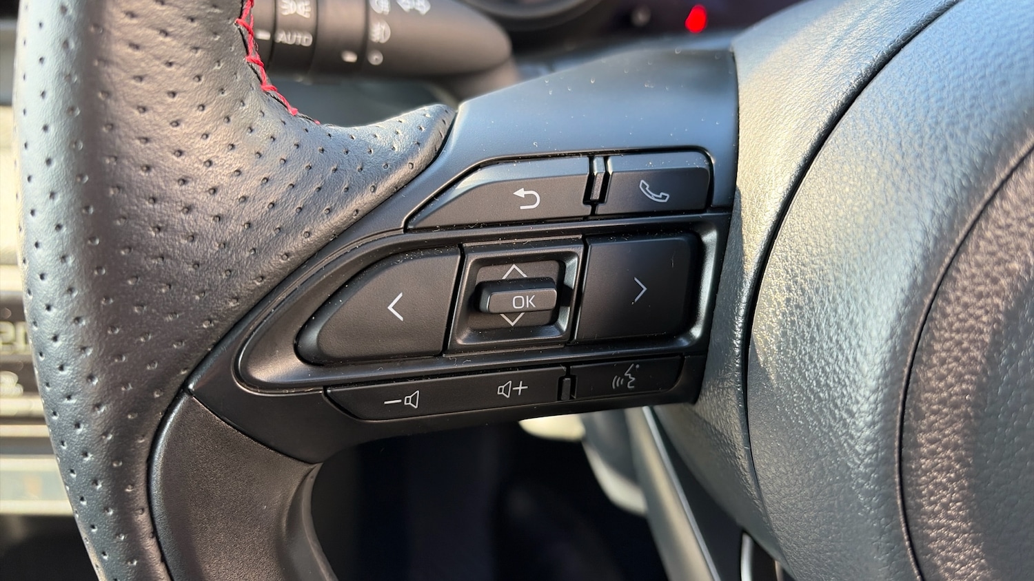 Used Toyota Yaris 2023 for sale - 77775005: Photo 50