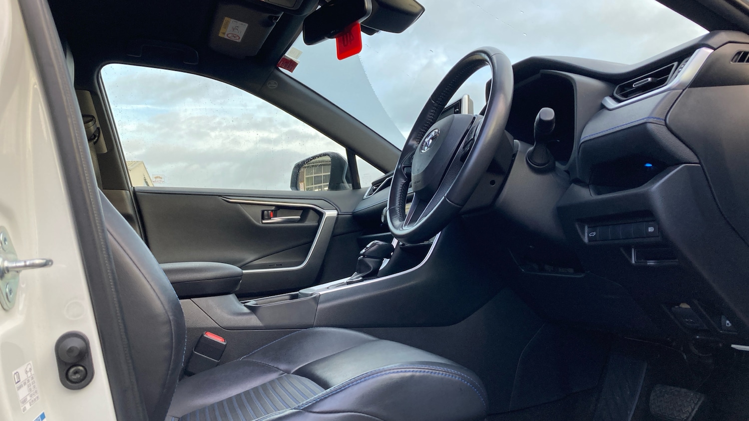 Used Toyota RAV4 2020 for sale - 76845211: Photo 11