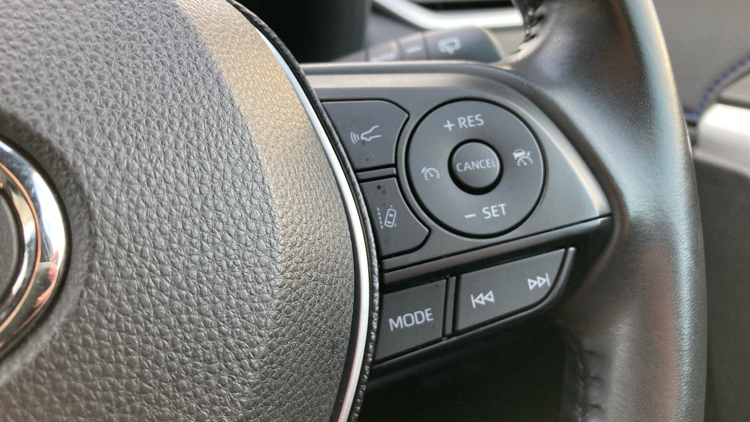 Used Toyota RAV4 2020 for sale - 76845211: Photo 43