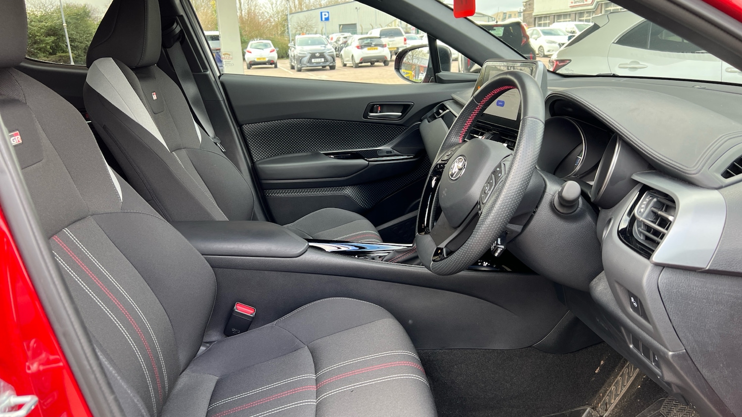 Used Toyota C-HR 2023 for sale - 77776208: Photo 11