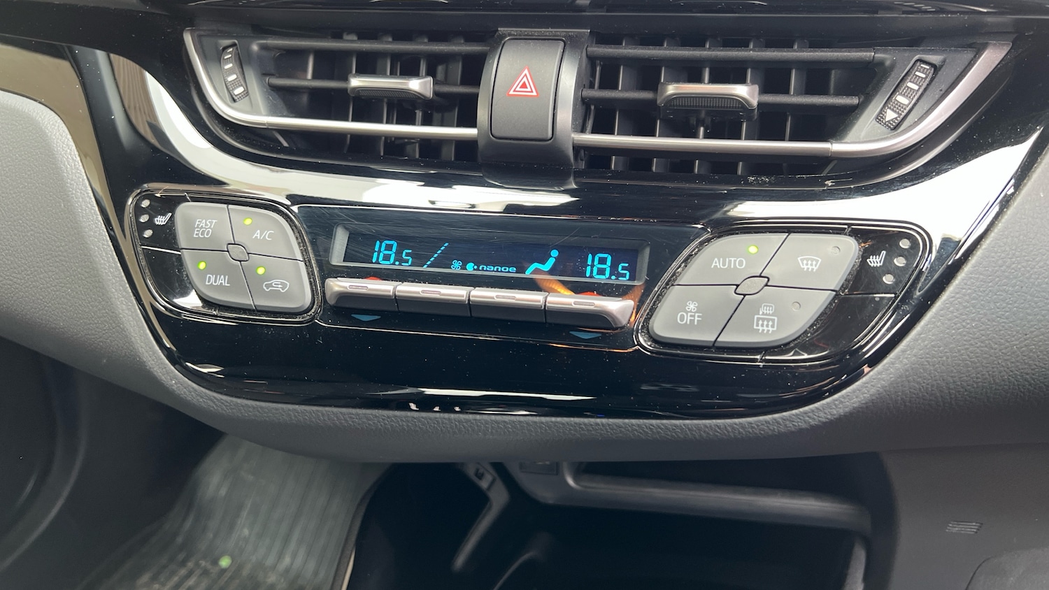 Used Toyota C-HR 2023 for sale - 77776208: Photo 31