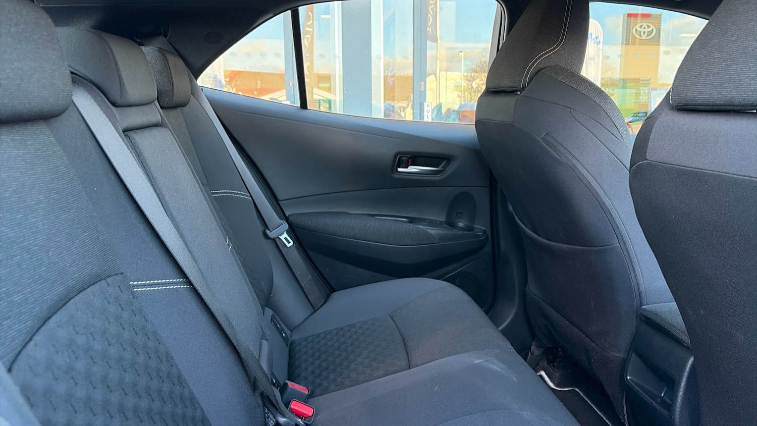 Used Toyota Corolla 2023 for sale - 76707154: Photo 12