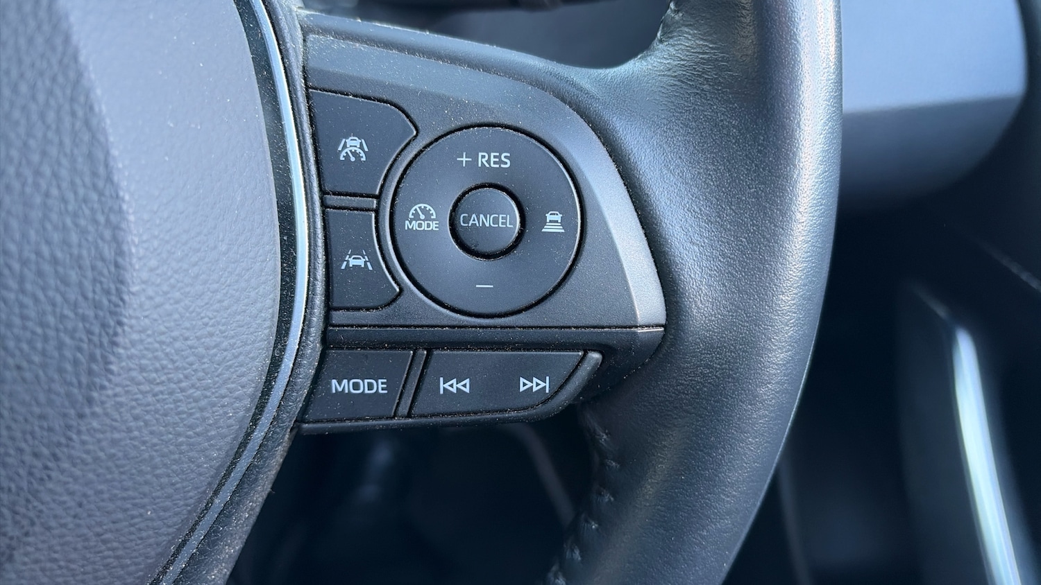 Used Toyota Corolla 2023 for sale - 76707154: Photo 46