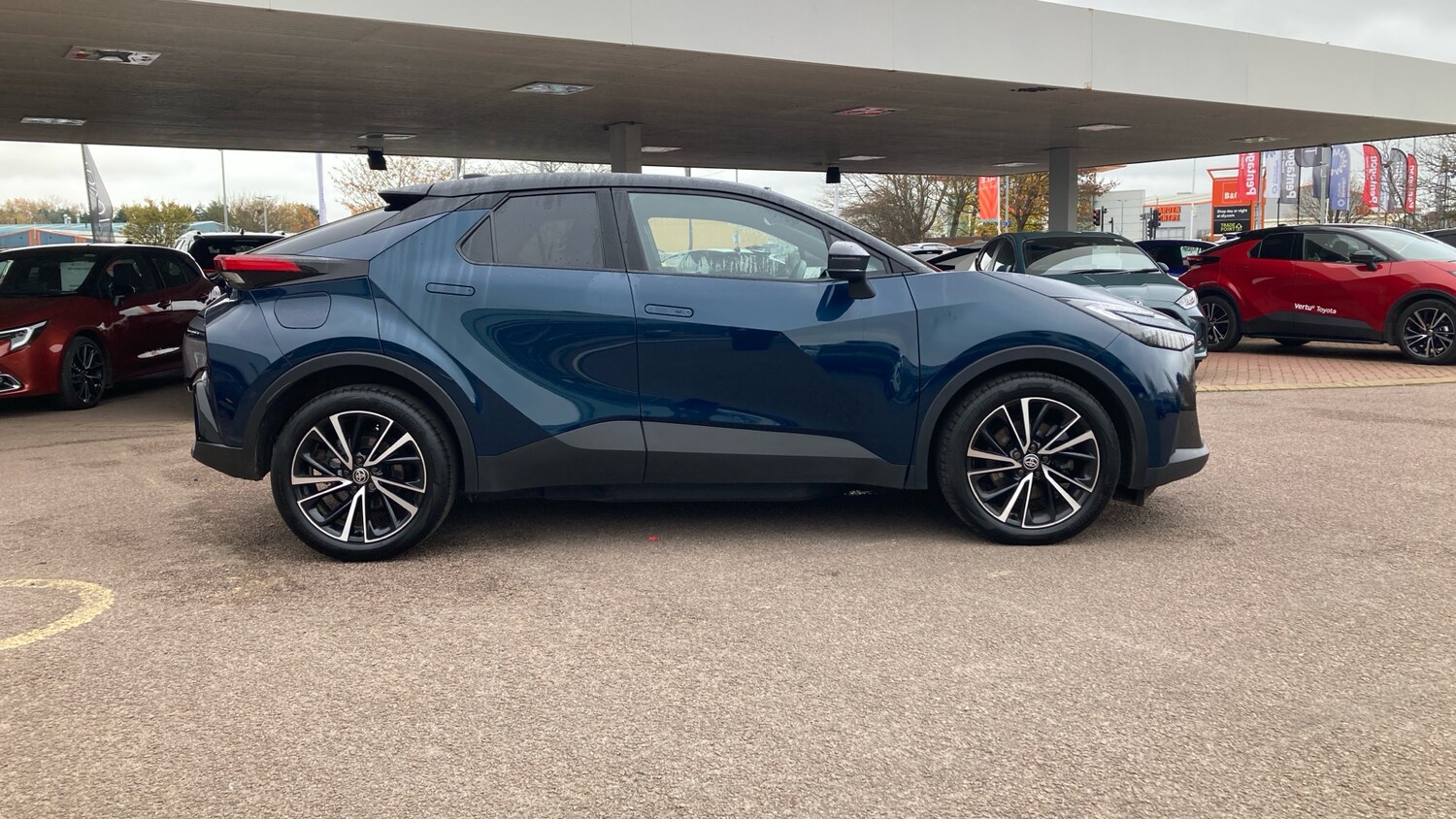 Used Toyota C-HR 2024 for sale - 76504897: Photo 16