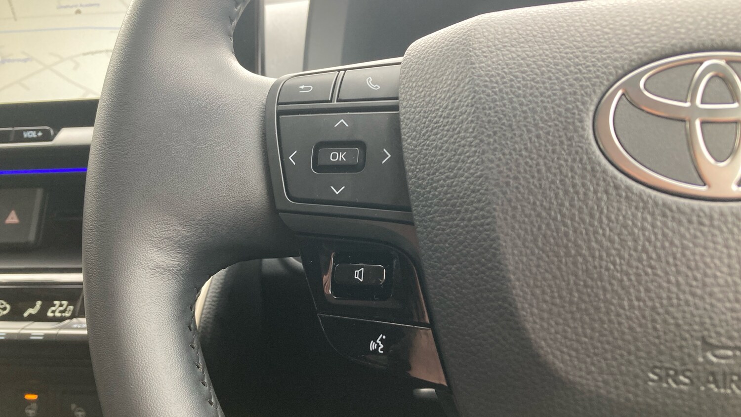 Used Toyota C-HR 2024 for sale - 76504897: Photo 39