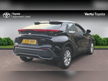 Used Toyota C-HR 2025 for sale - 77192098: Photo
