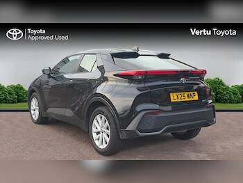 Used Toyota C-HR 2025 for sale - 77192098: Photo