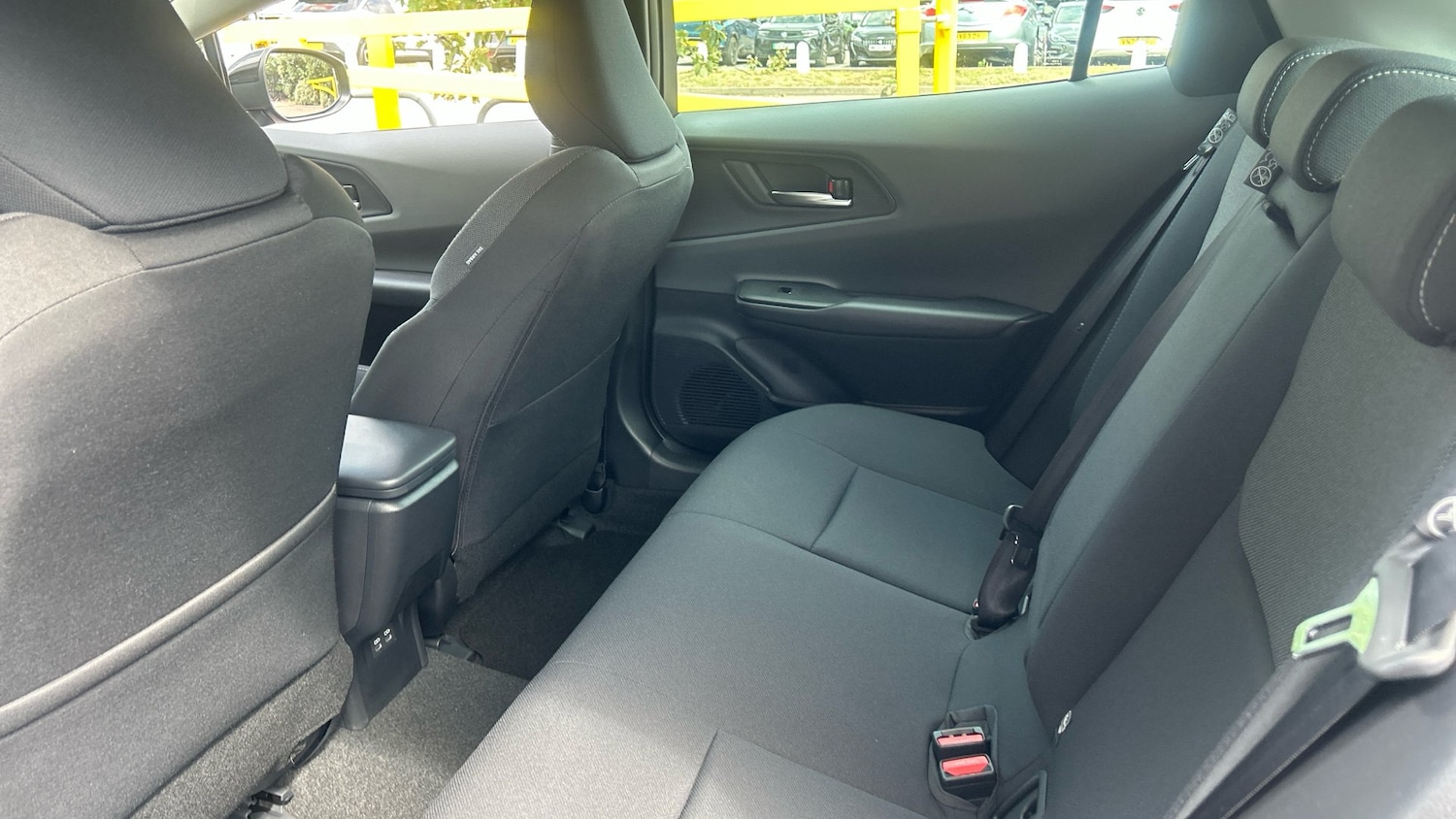 Used Toyota Prius 2025 for sale - 76931559: Photo 13