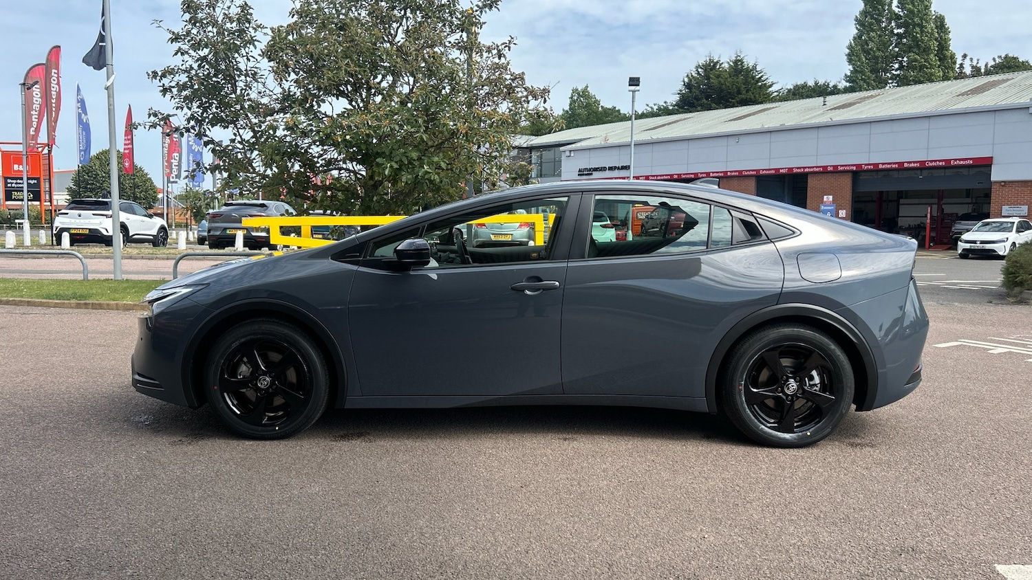 Used Toyota Prius 2025 for sale - 76931559: Photo 17