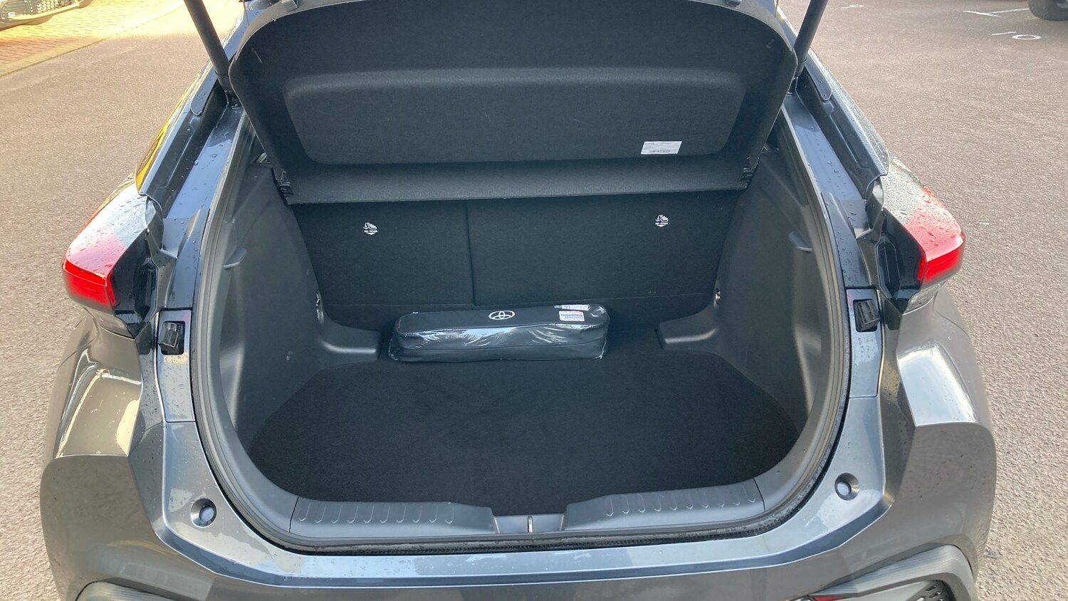 Used Toyota C-HR 2025 for sale - 77715215: Photo 14