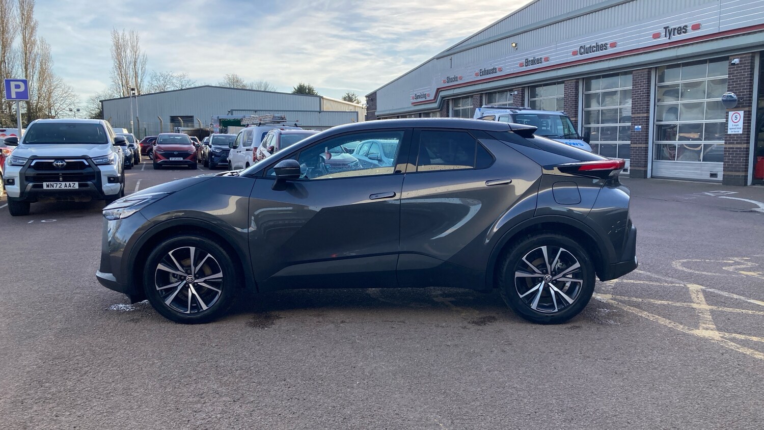 Used Toyota C-HR 2025 for sale - 77715215: Photo 17