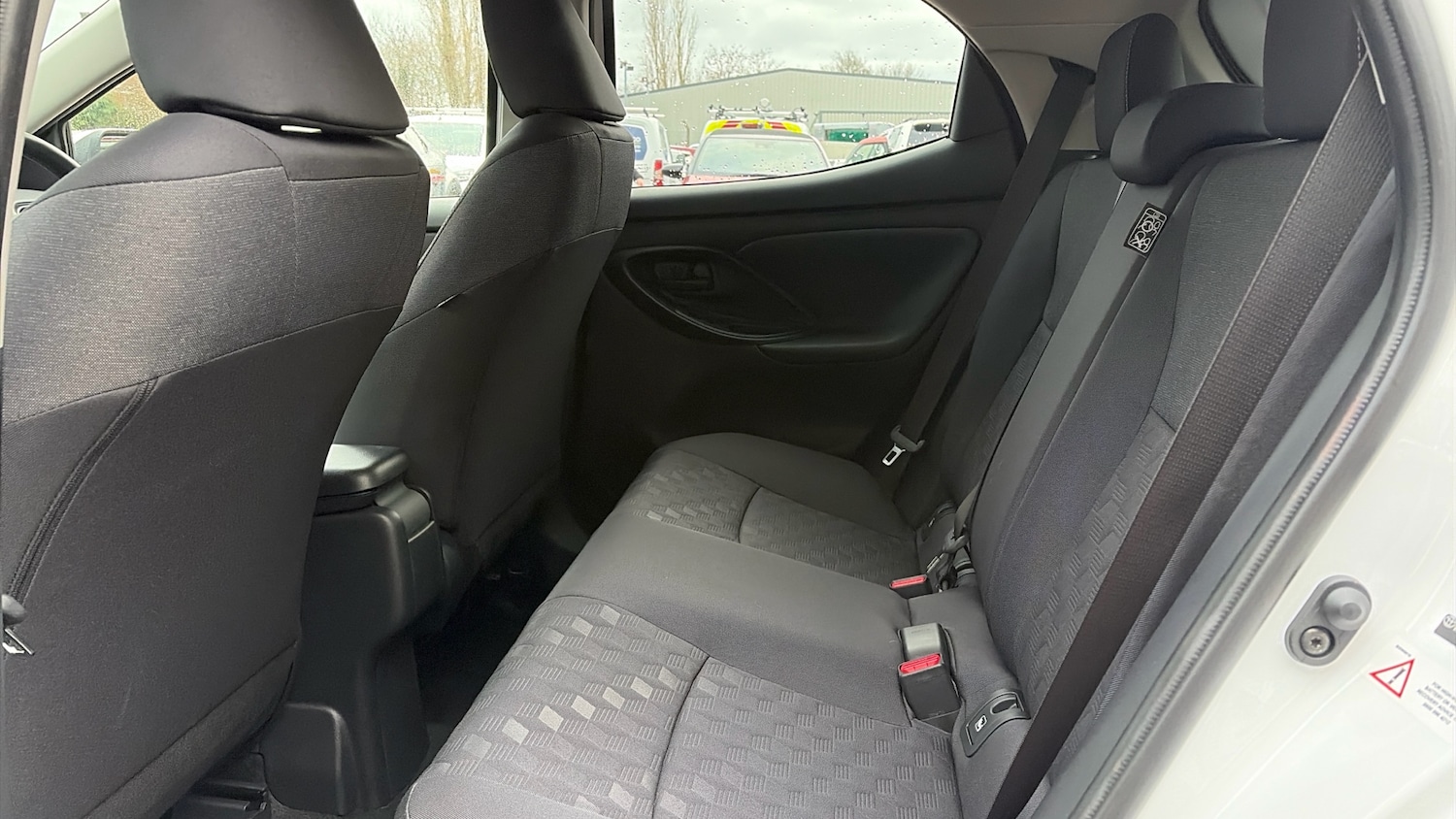 Used Toyota Yaris 2024 for sale - 77151852: Photo 13