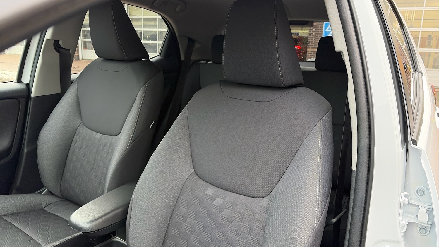 Used Toyota Yaris 2024 for sale - 77151852: Photo 22