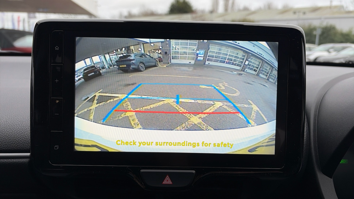 Used Toyota Yaris 2024 for sale - 77151852: Photo 30