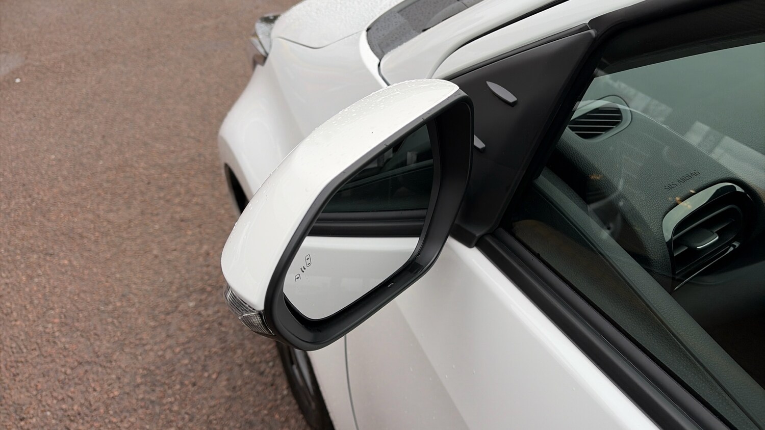 Used Toyota Yaris 2024 for sale - 77151852: Photo 31