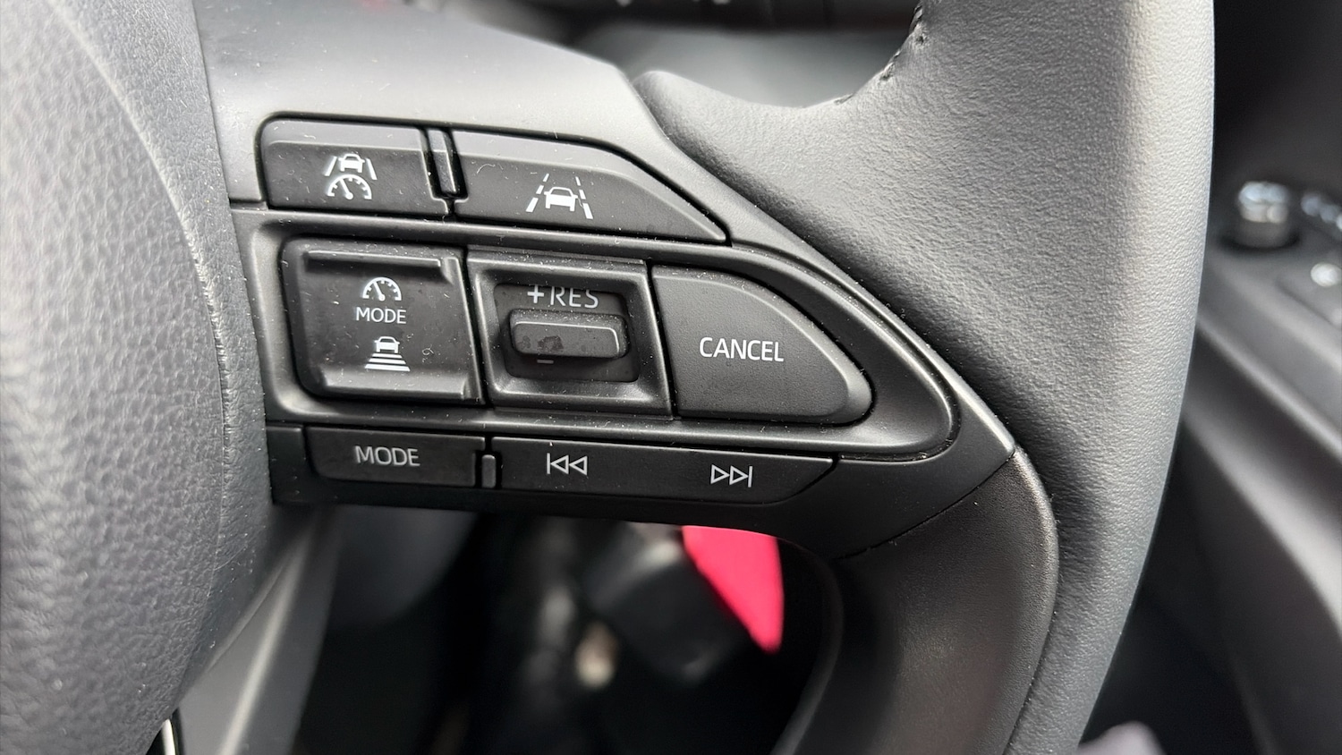 Used Toyota Yaris 2024 for sale - 77151852: Photo 46