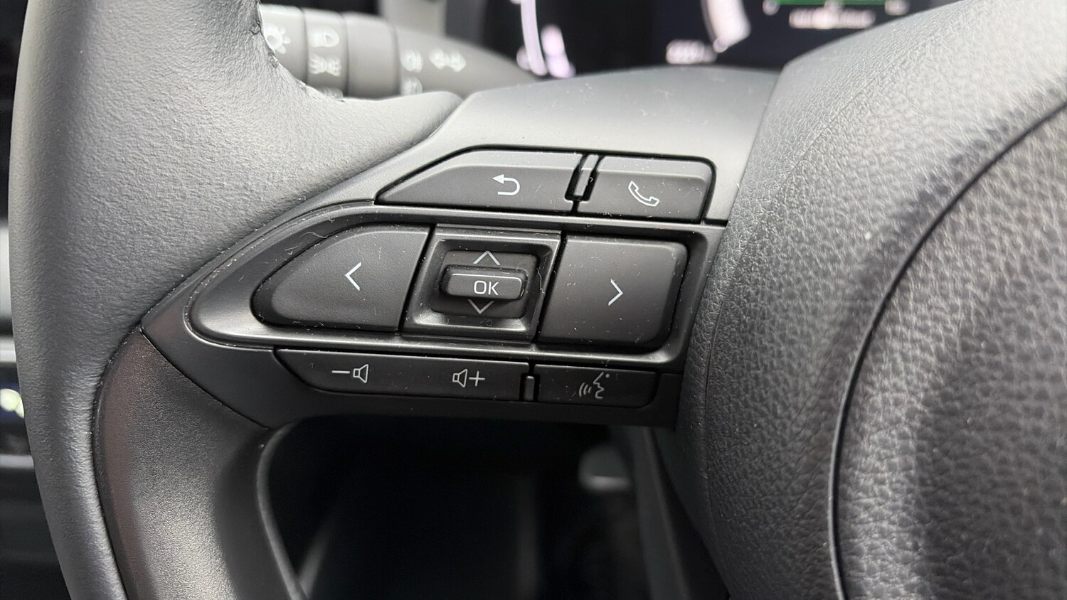 Used Toyota Yaris 2024 for sale - 77151852: Photo 47