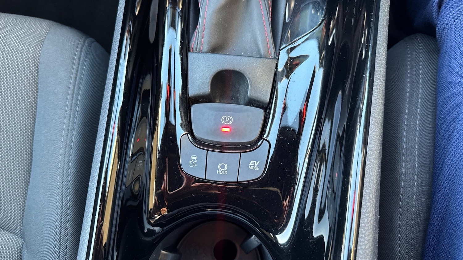 Used Toyota C-HR 2021 for sale - 76860156: Photo 36